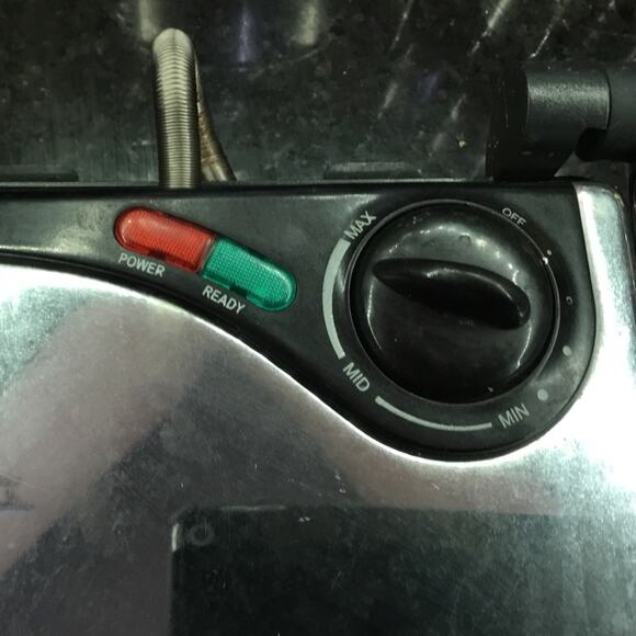 Bella Cucina Artful Food Electric Panini Grill Sandwich Press - Picture 4 of 6